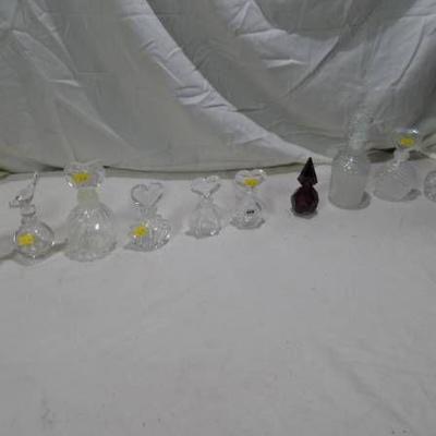 Lot of assorted antique glass perfume bottles