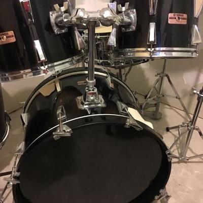  Yamaha drum set - 5 drums, cymbals, high hat, stands, stool and mic stands