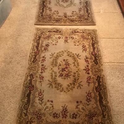 Pair of two matching 100% wool pile Hand made in India 