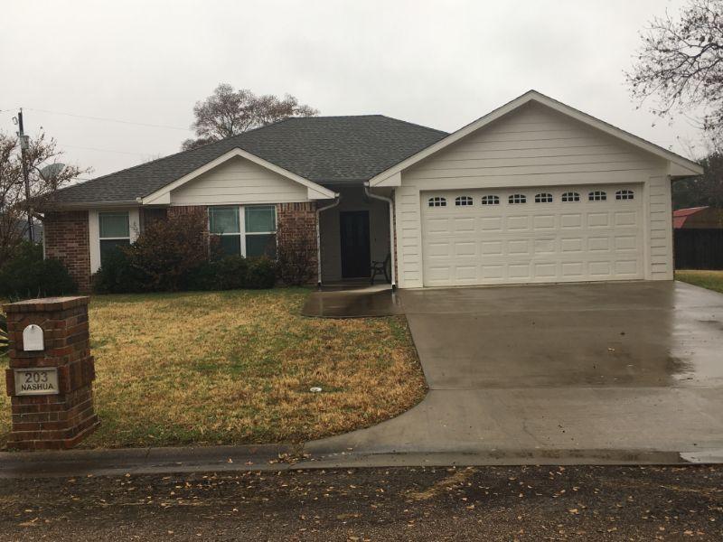 Estate Auction & home for Auction Groesbeck TX.