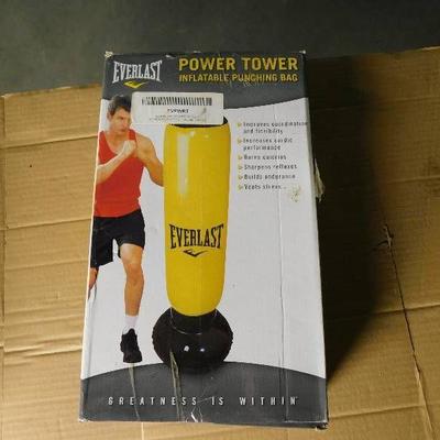 Everlast Power Tower Inflatable Punching Bag