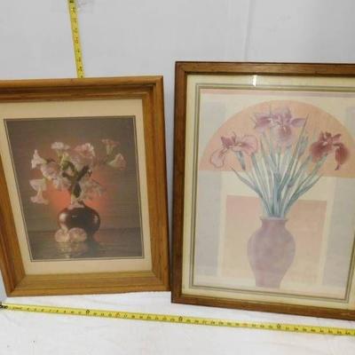 2 Vase Glass and Wood Frame