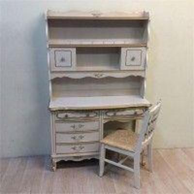 French Provincial Style Desk w Chair