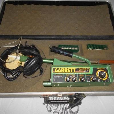 Garrett Master Hunter 7 Metal Detector Lot in CASE