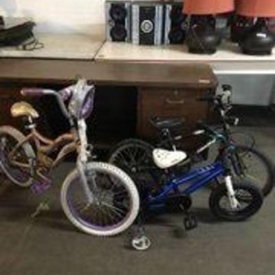 Lot of 3 Kids Bikes - 1 Girls and 2 Boys