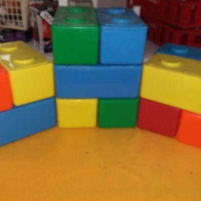 16 Lego Block Containers