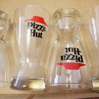 Lot of 4 Pizza Hut Pizza Hut Glasses