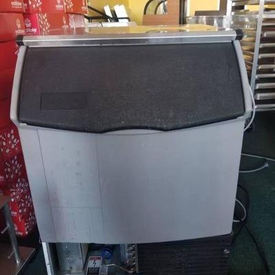 Ice O Matic Air-Cooled Commercial Ice Maker Model ...