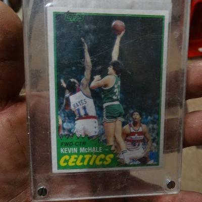 Kevin McHale Celtics basketball card in plastic ca ...