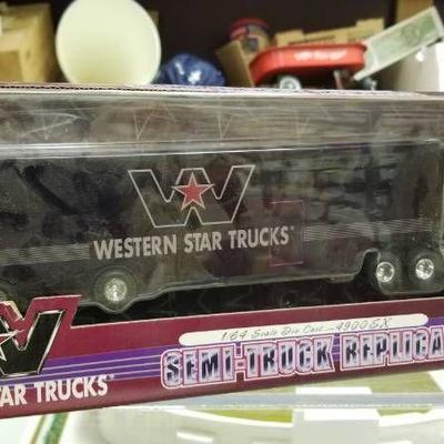 1 2500 Western Star Truck
