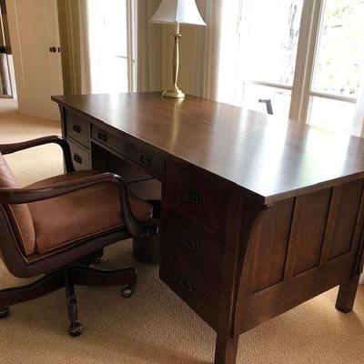 Newer arts and crafts style desk with locking file drawers. Great condition.