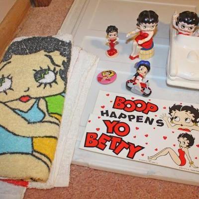 Betty Boop Collection - Figurines, Beach Towel, Ke ...