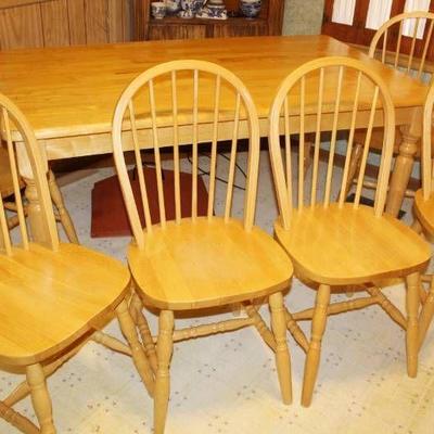 Seven Piece Dinette - Nice Condition - Great Famil ...