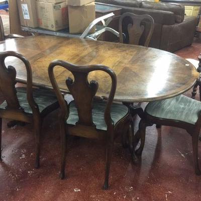 Early 1900's English Burl Walnut Table and 6 chairs