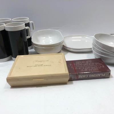 Assorted Airline Serving Ware