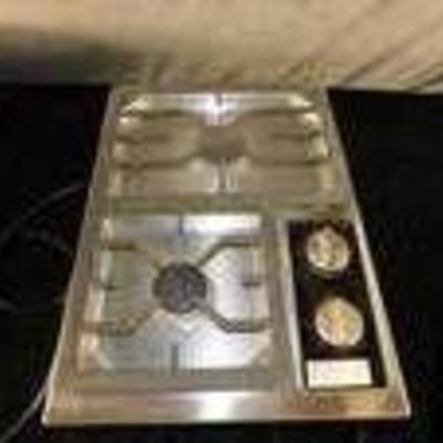 Wolf CT15G S 15 Natrual Gas Cooktop