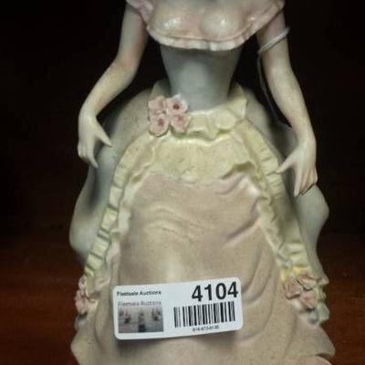 Neweli's '72 Lady Figurine