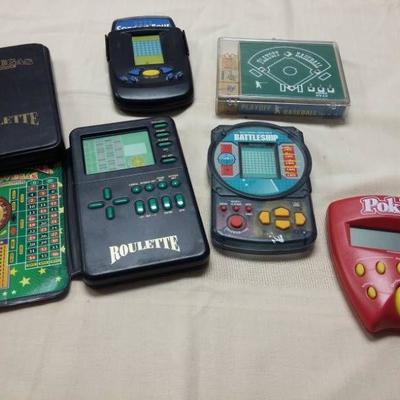 Lot of 7 Vintage Handheld Games - Connect Four, Po ...