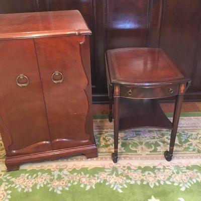 Record Cabinet and Drop Leaf Occasional Table Lot