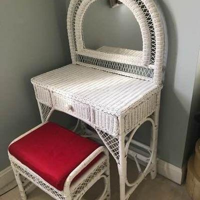 Wicker Vanity and Bench