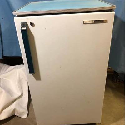 Mini Sanyo Refrigerator