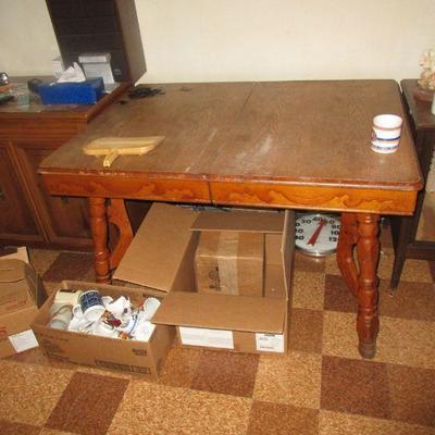 1940 TABLE