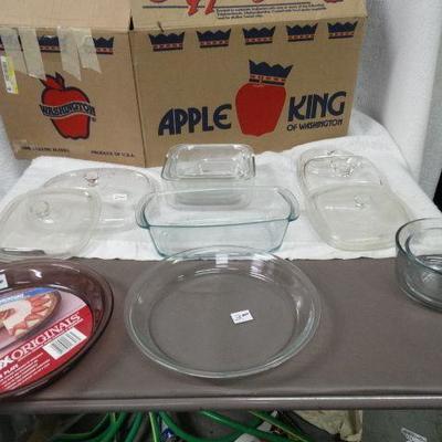 Lot of Glass Bakeware