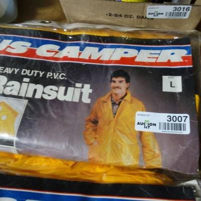 Size Large heavy duty PVC rainsuit-New