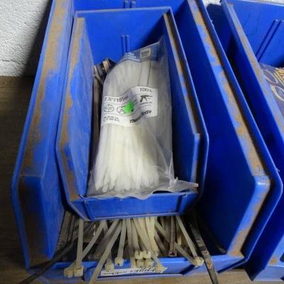 2 parts bin with cable ties