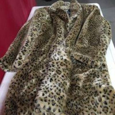 Worthington Leopard Print Coat Size L