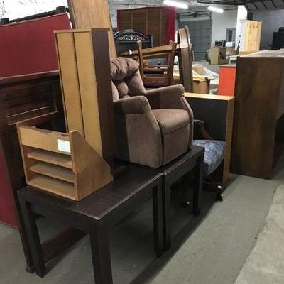 Misc Lot of Furniture.