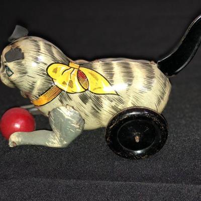 OLD VINTAGE MAR TIN LITHO CAT W BALL TAIL LEVER ACTION USA MARX 