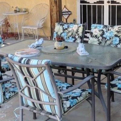 Large patio set with cushions