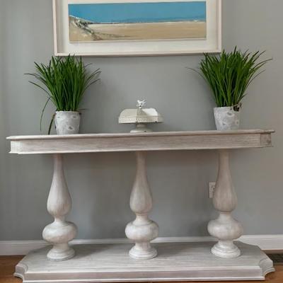 Hooker Furniture Console Table
