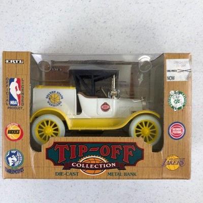Many Lots of Vintage Die-Cast Vehicle Coin Banks