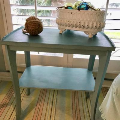 teal pained table $35