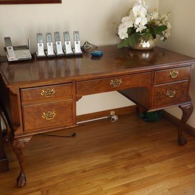 Thomasville Vignettes Desk