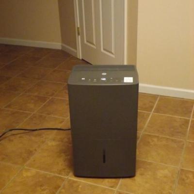 GE Dehumidifier 72 pints pump included