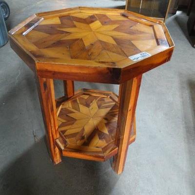 Decorative wood end table