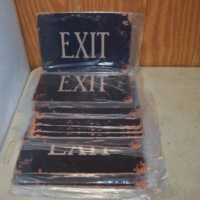 17 Metal Exit Signs