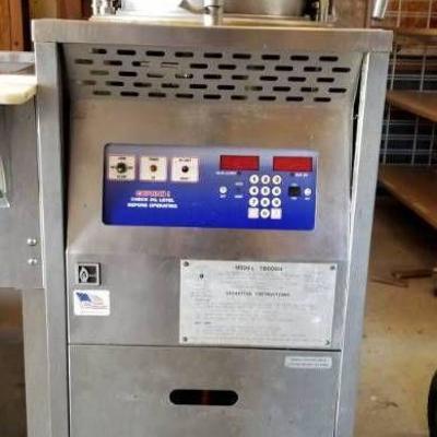 BROASTER Company Commercial Pressure Deep Fryer Mo ...