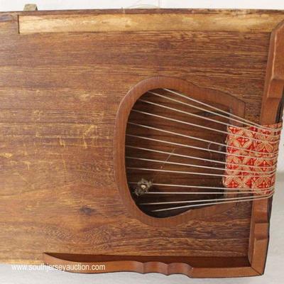  ANTIQUE Musical Korean Instrument (Kayagum) â€“ auction estimate $200-$400 