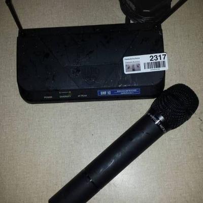 Wireless Microphone with Receiver
