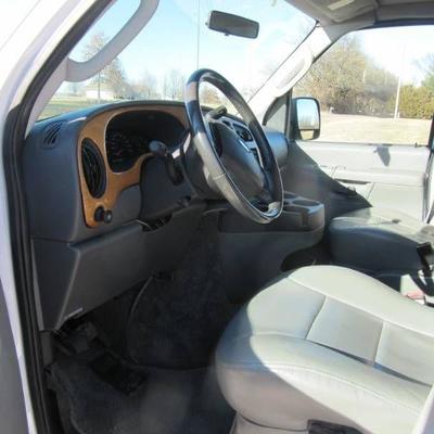 2006 FORD E-250 REGENCY CONVERSION VAN 97,480 ACT.
