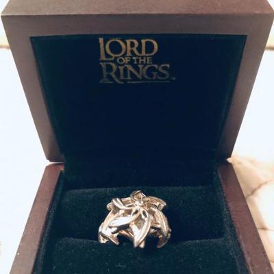 Sterling silver 'Lord of the Rings' elfin replica ring.