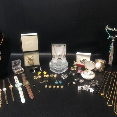East 5th Jewelry Set, Silver Chains, and More