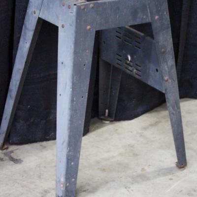 Tool stand