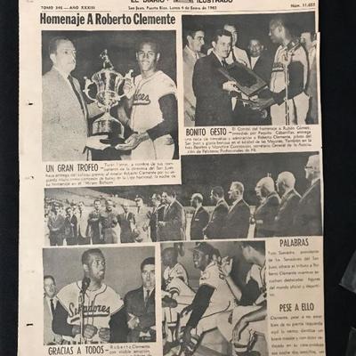 January 4, 1965. The newspaper El Imparcial pays tribute to Roberto Clemente. Estate sale price: $75