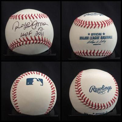 Rawlings Baseball signed by Roberto Alomar (HOF). Estate sale price: $115
