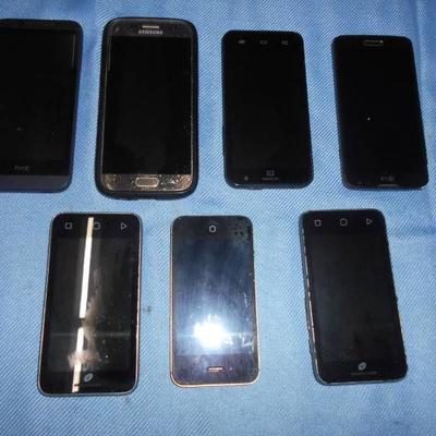 Lot of 7 Cell Phones